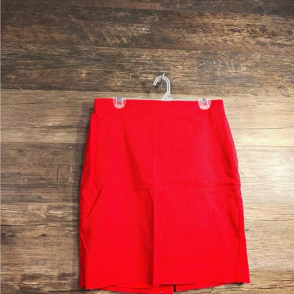 Ann Taylor Vibrant Red Pencil Skirt - Picture 1 of 10